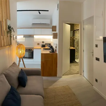 Apartment Confortable, Thermal, Parc Ste-marie *