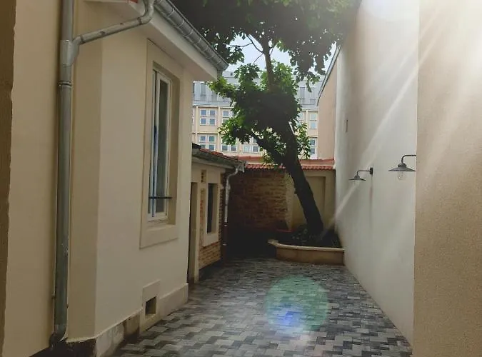 Apartment Confortable, Thermal, Parc Ste-marie